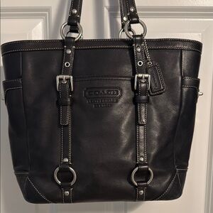 Coach Black Leather Shoulder Bag